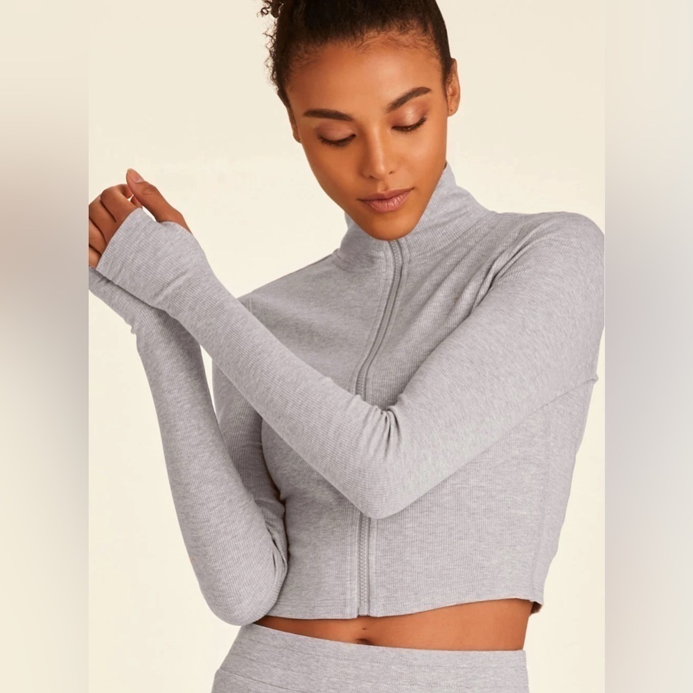 Alala Rise Cropped Zip Up NWT Size XL Retail $135
